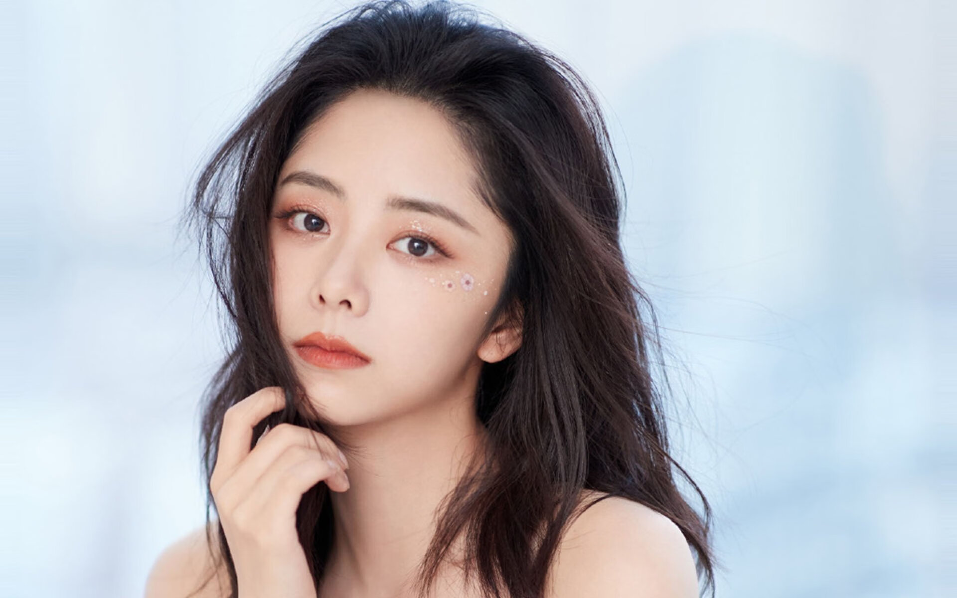 _湖人队状态稳定，誓迎季后赛新挑战_，湖人主场时隔8年再迎季后赛